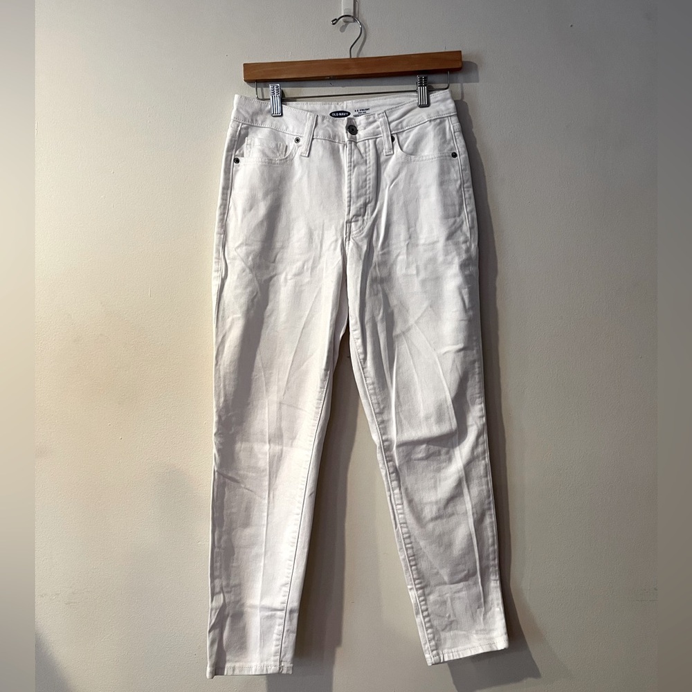 ON White jeans